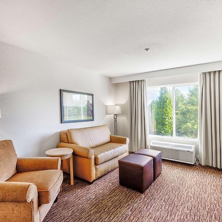 DoubleTree by Hilton Vancouver Extérieur photo