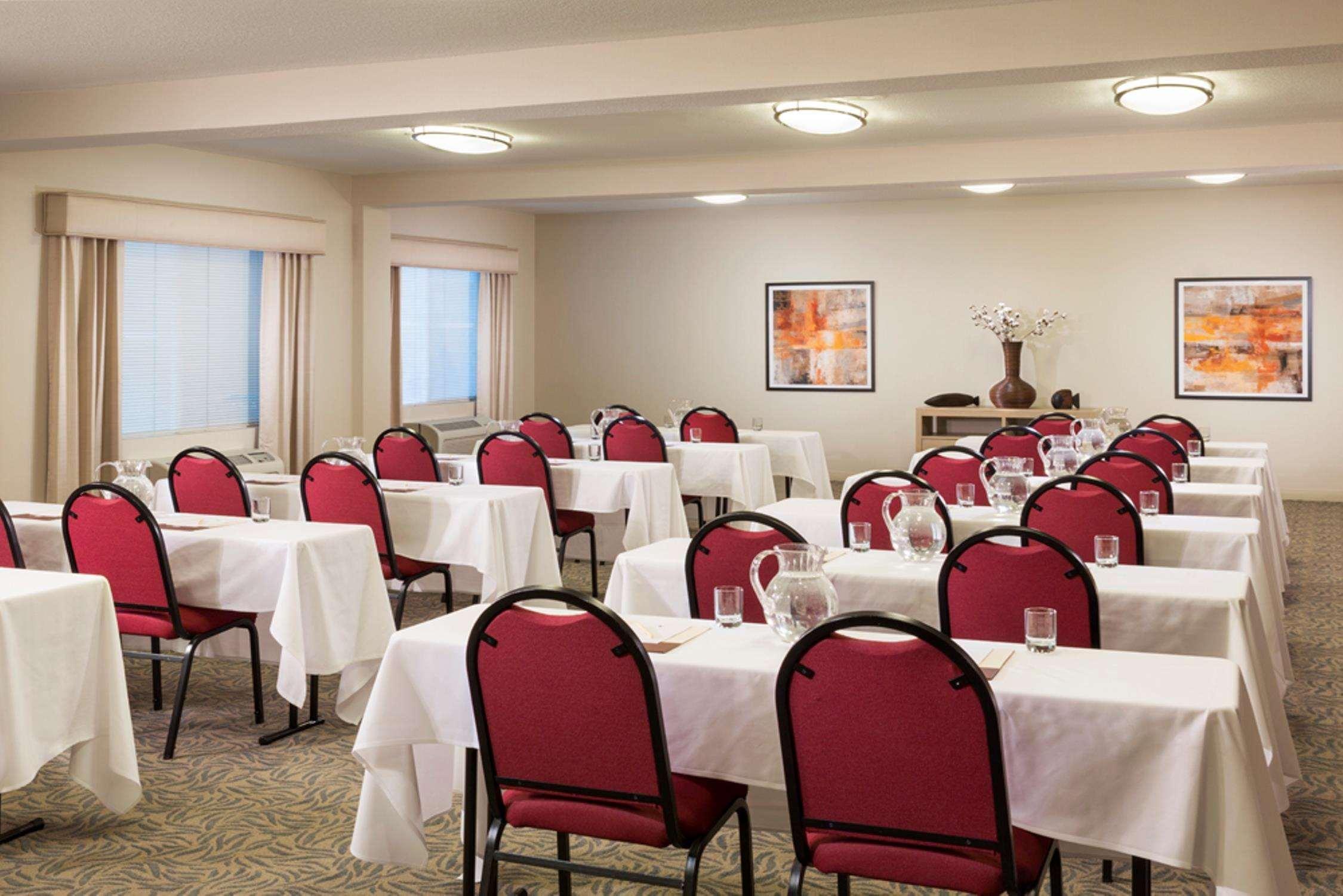 DoubleTree by Hilton Vancouver Extérieur photo